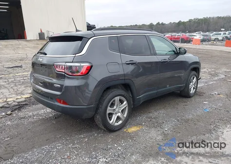 2024 Jeep Compass Latitude 4X4 from USA, damaged, VIN 3C4NJDBN4RT120029